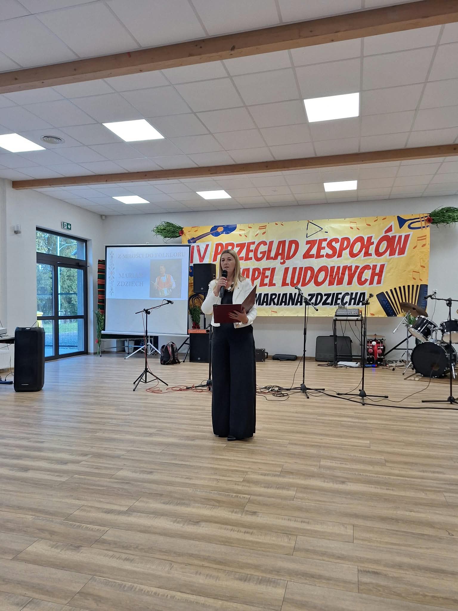 IV Przegląd Zespołów i Kapel Ludowych  im. Mariana Zdziecha